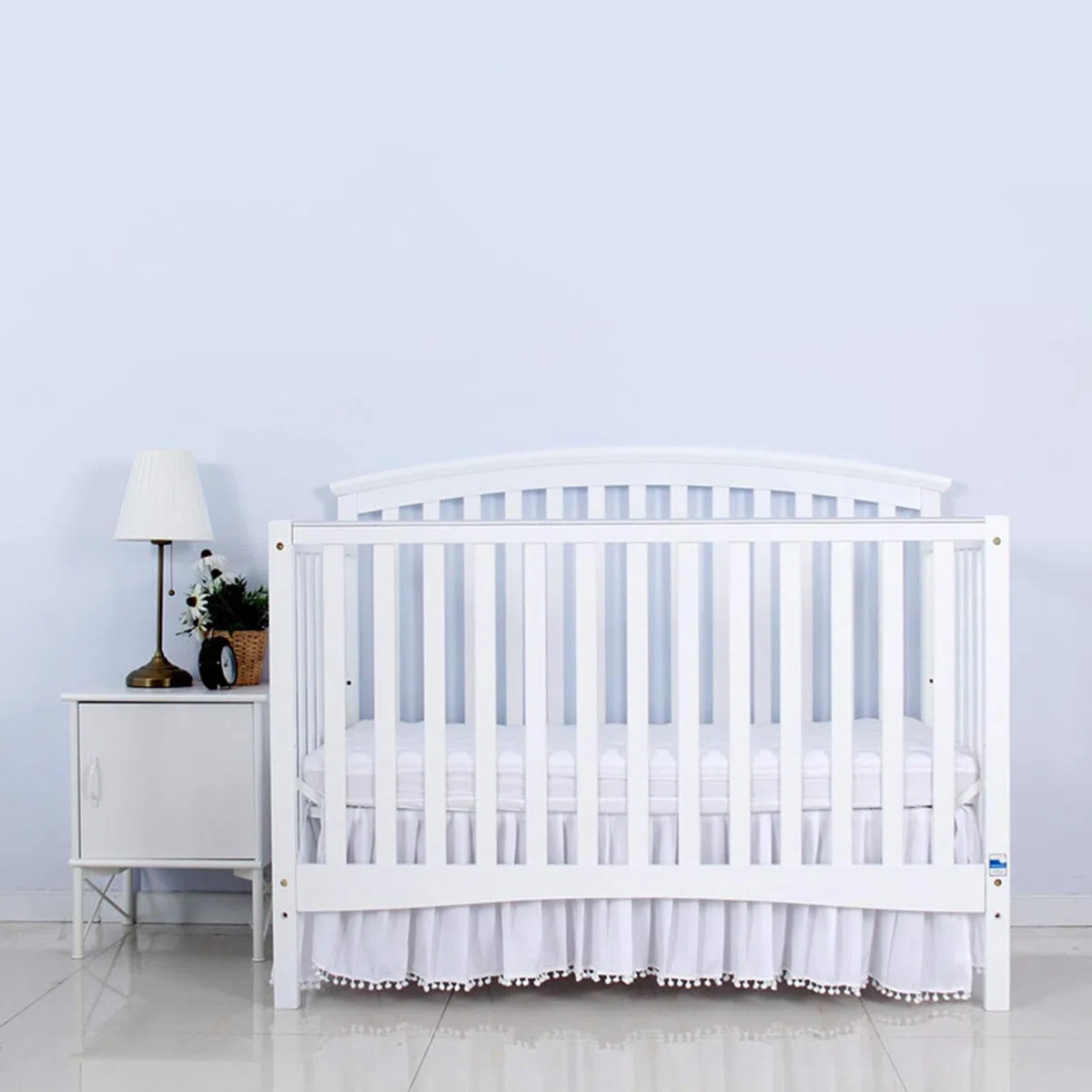 Jupe De Lit Pour Bébé – Minii Jupe De Literie Pour Berceau | Petite Literie Pour Berceau | Jupe De Berceau À Volants Avec Pompons | Jupes De Literie En Microfibre Pour Bébés Garçons Et Filles, Aspect